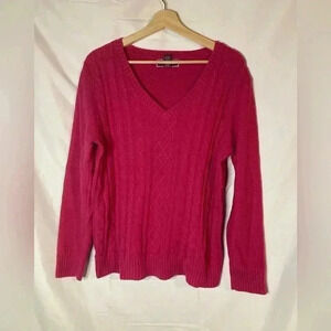 Karen Scott pink sweater‎